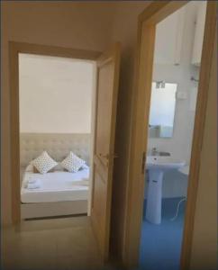 Landolina Palace - 56