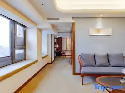 Lujia International - 118