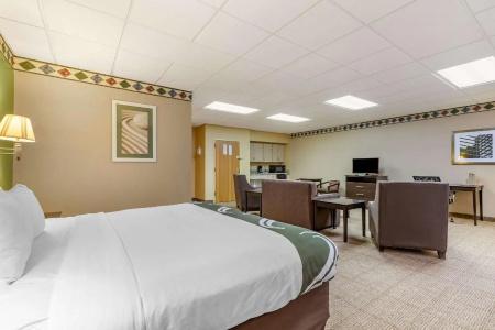 Spark By Hilton San Antonio Northwest near Six Flags - 73