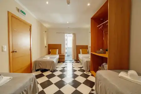 DownTown Guest House - 27
