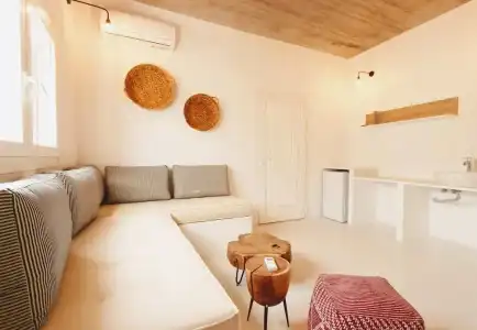 Mesanto Luxury Suites - 68