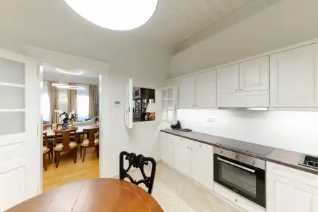 Castellano & Suites - 82