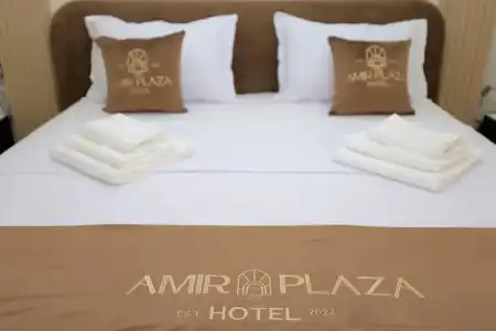 Amir Plaza - 72