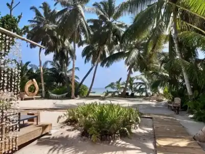 Bliss Praslin - 82