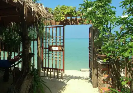 Dee Dee Sea Front - 3