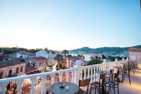 Menendi Otel - 14