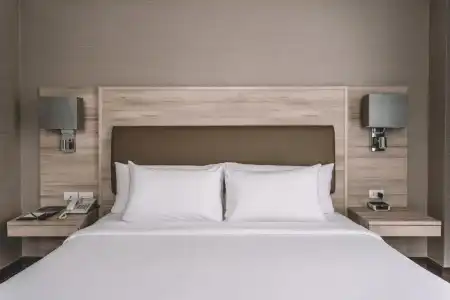 Adelphi Suites Bangkok - 103