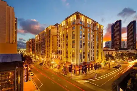 Residence Inn by Marriott San Diego Downtown/Gaslamp Quarter - 35