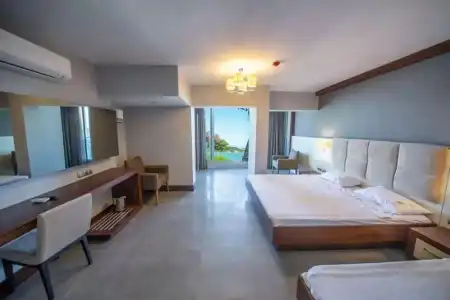 Ivy Sailing Resort - 1