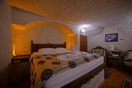 Melek Cave - 68