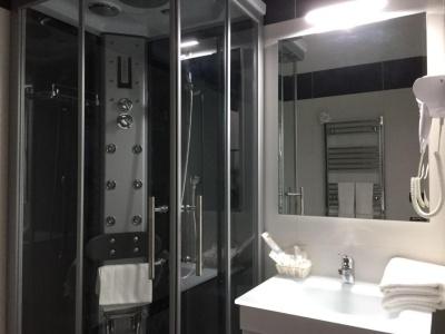 MB95 Mezzocannone Luxurious B&B - 36