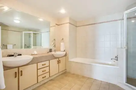 Sun City - Q Stay - 75