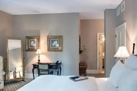 Nicollet Island Inn - 61