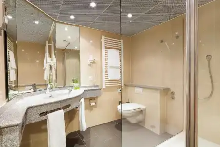 Ramada by Wyndham Baden du Parc - 63