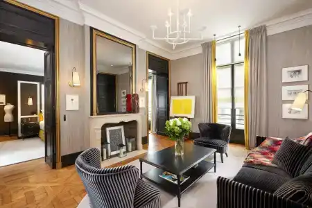 Pavillon de la Reine & Spa, Place des Vosges - 202
