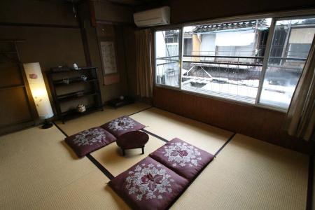 Haruya Higashiyama - 2