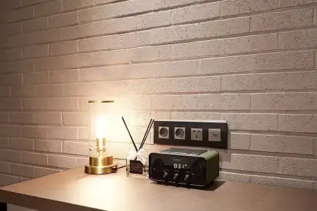 Nine Brick - 70