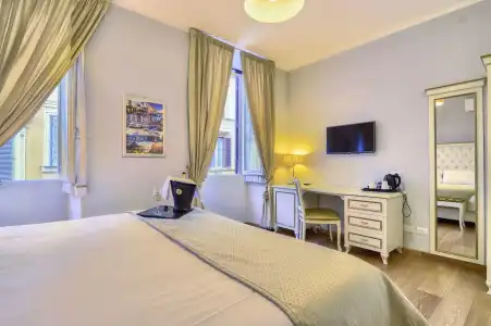 Gravina Suite Frattina - 5