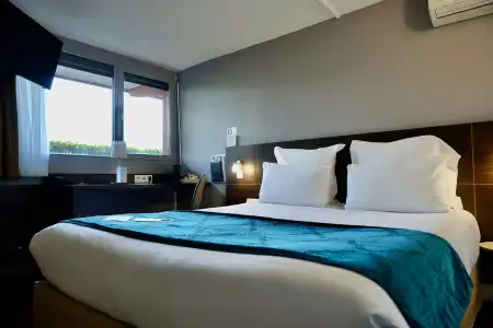 Sure by Best Western Biarritz Aeroport - 2