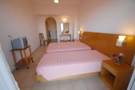 Limanaki - 3