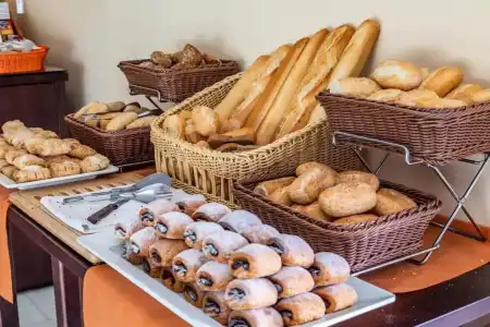 Illot Suites & Spa - 9