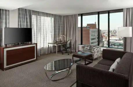 Hilton Garden Inn Phoenix Downtown - 2