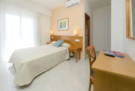 Hostal Mallorca - 2