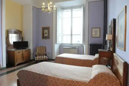 Royal Victoria - 101