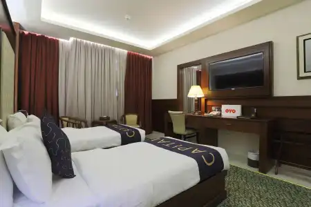 Queen Palace - 4