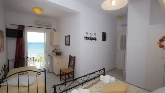 Pension Ageliki - 44