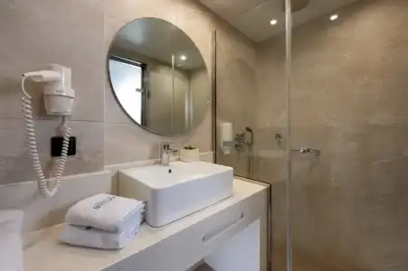 Royal & Imperial Belvedere Resort - 50