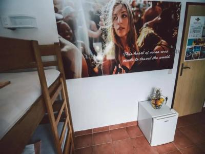 Moon Rocks Hostel - 33