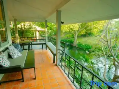Zantiis Ndol Villas - 145