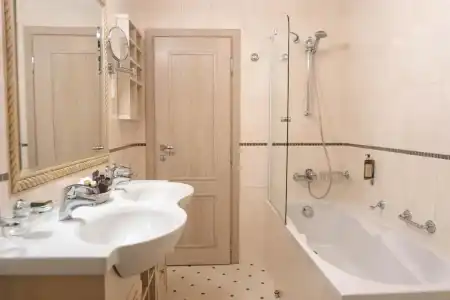 Residence & Club - 47