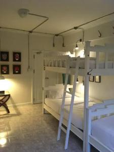 Bed In Town - Hostel - 33