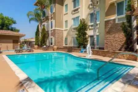 Comfort Inn & Suites near Ontario Airport - 12