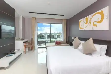 The Charm Resort Phuket - 37