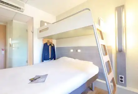Ibis Budget Frejus Capitou A8 - 10