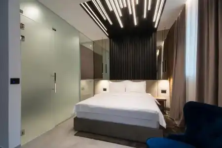 The Location - 19