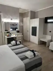 Albis Rooms Guest House - 43