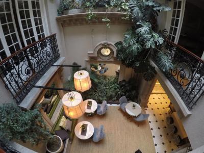 Nima Local House & Spa - 20