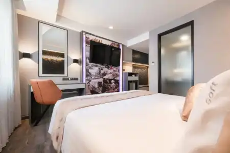 Aspira Gems Center Silom - 13