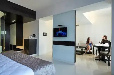 Eskay Resorts by Muza - 4