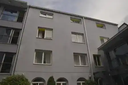 Whole Wide World Hostel & Bar - 0