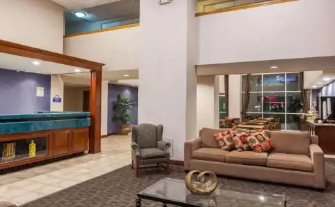 Days Inn by Wyndham Bakersfield - 0