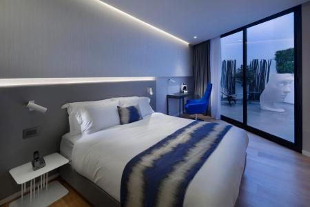 Ultra Boutique Tel Aviv - 4
