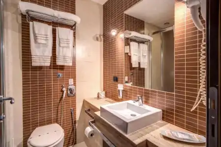 Everest Inn Rome - 34