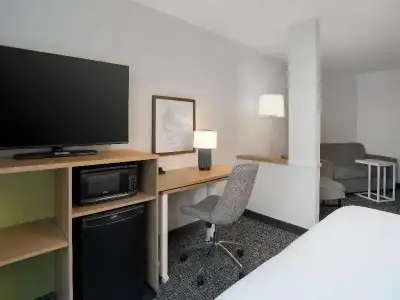 Hilton Garden Inn Lancaster - 75