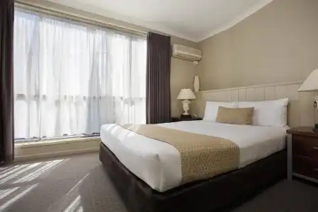 Comfort Inn On Raglan - 84