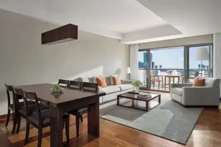 JW Marriott & Suites Saigon - 54